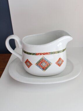 Corelle Sand Art  Gravy Boat With Bottom Plate